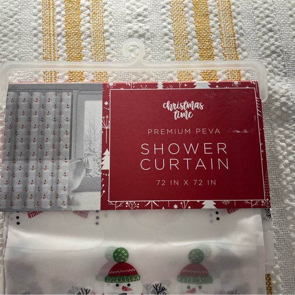 NWT Christmas Shower Curtain-Snowman 72 in X 72 IN - Picture 4 of 6